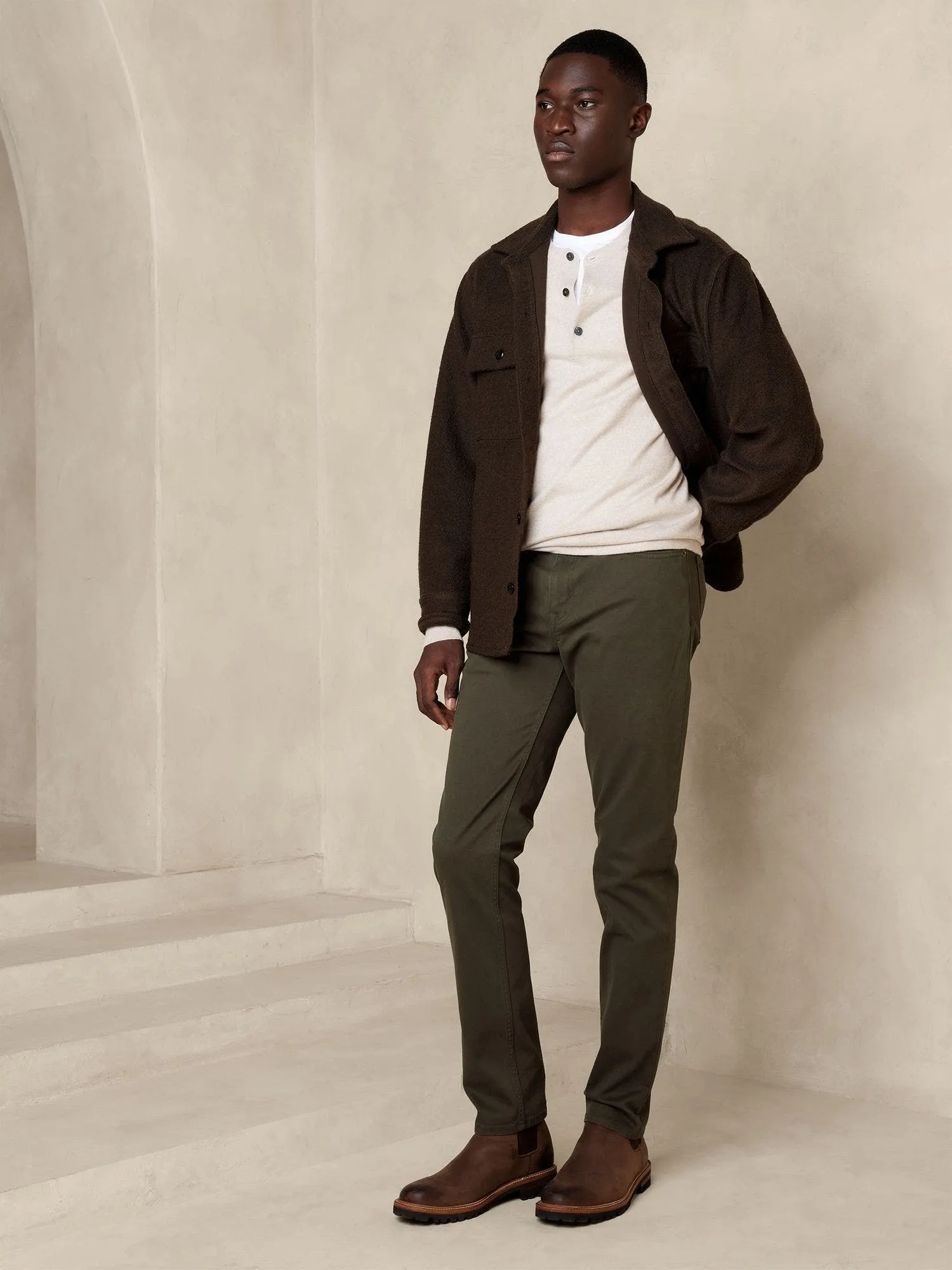 BANANA REPUBLIC PANTALÓN HOMBRE SLIM TRAVELER