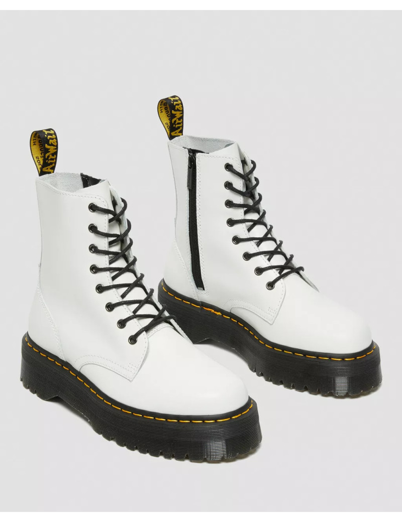 Botas Dr Martens color blanco cordon