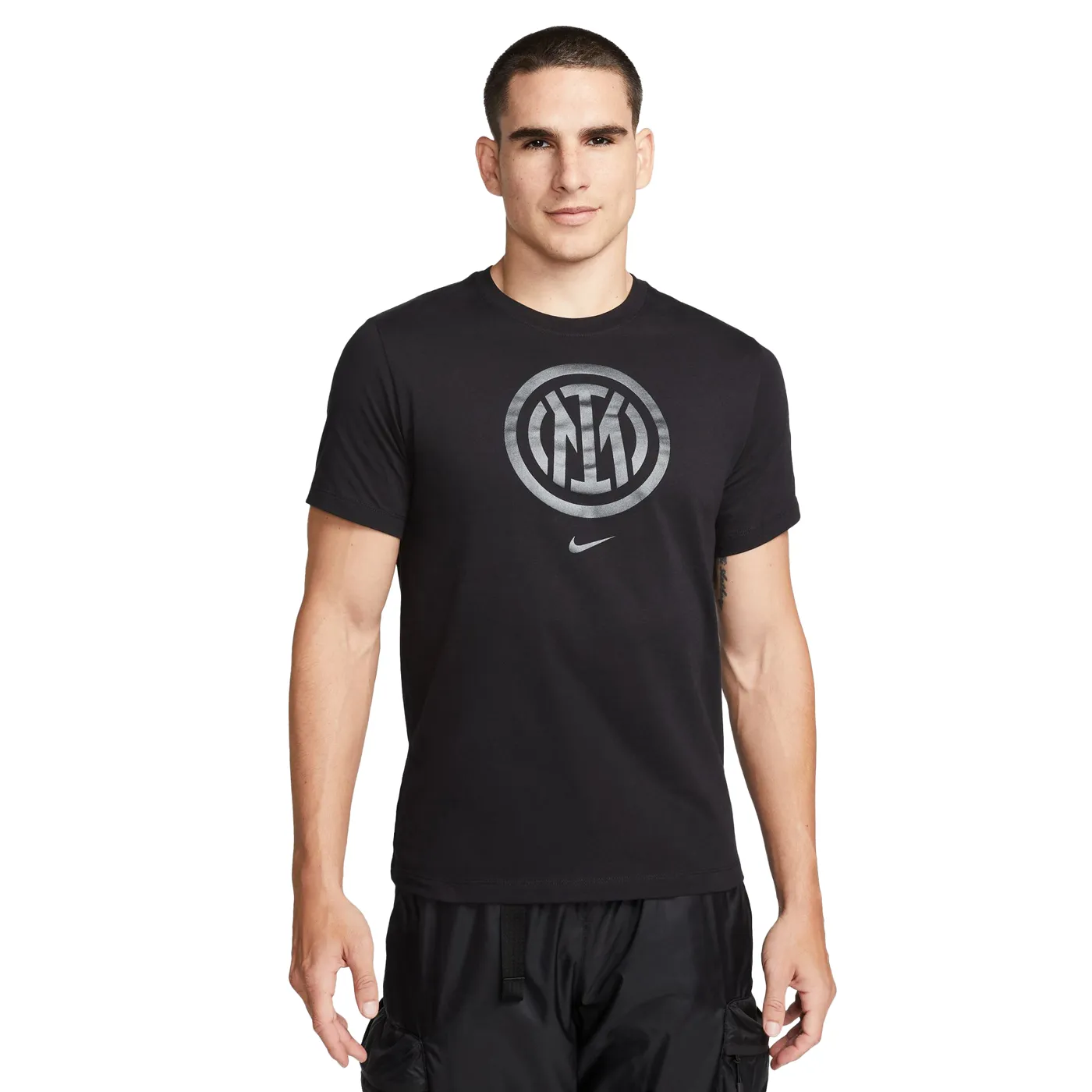 IM CAMISETA NEGRA LOGO ESCUDO NIKE HOMBRE