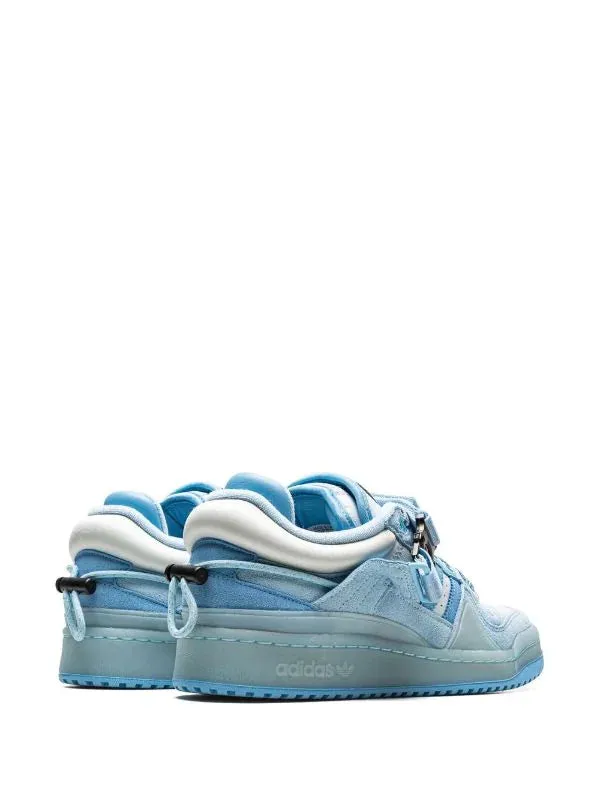 N372O ADIDAS FORUM LOW BUCKLE DE BAD BUNNY BLUE TINT azul cielo