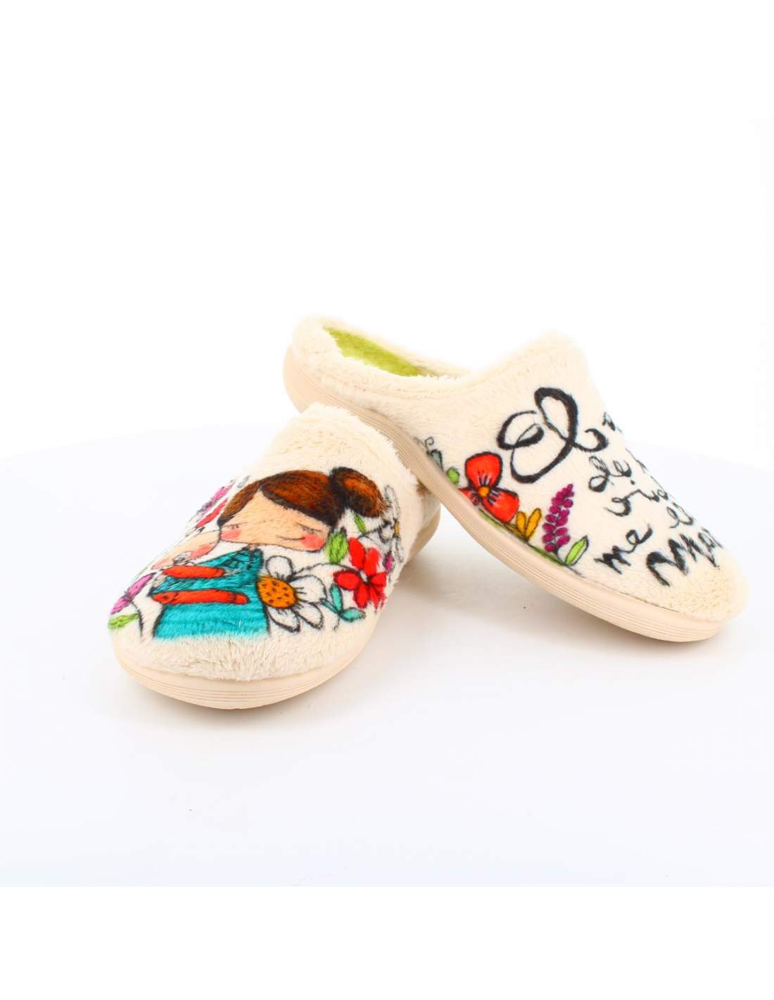 Zapatilla de Casa "El amor de mi vida me llama mamá" Everest Beige