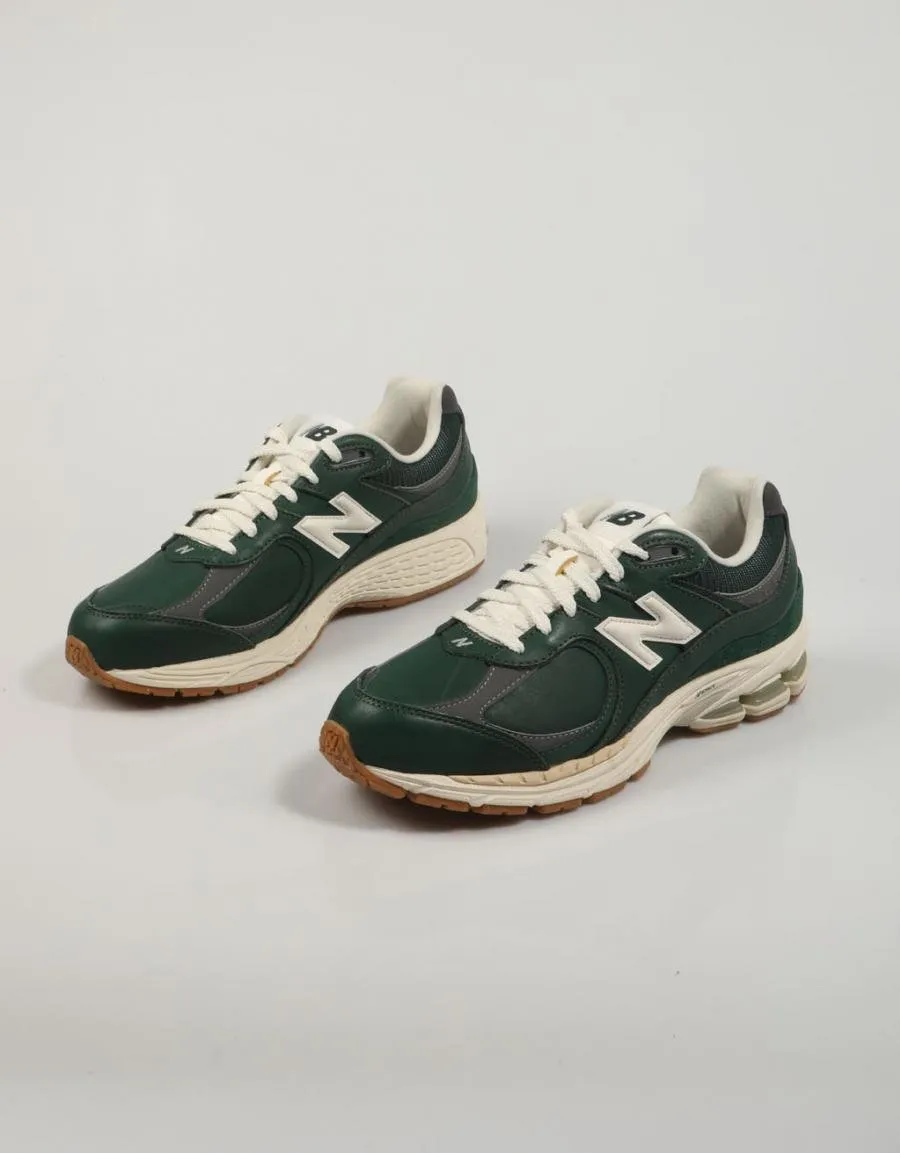  zapatillas NEW BALANCE M2002 RVI-GREEN 83449