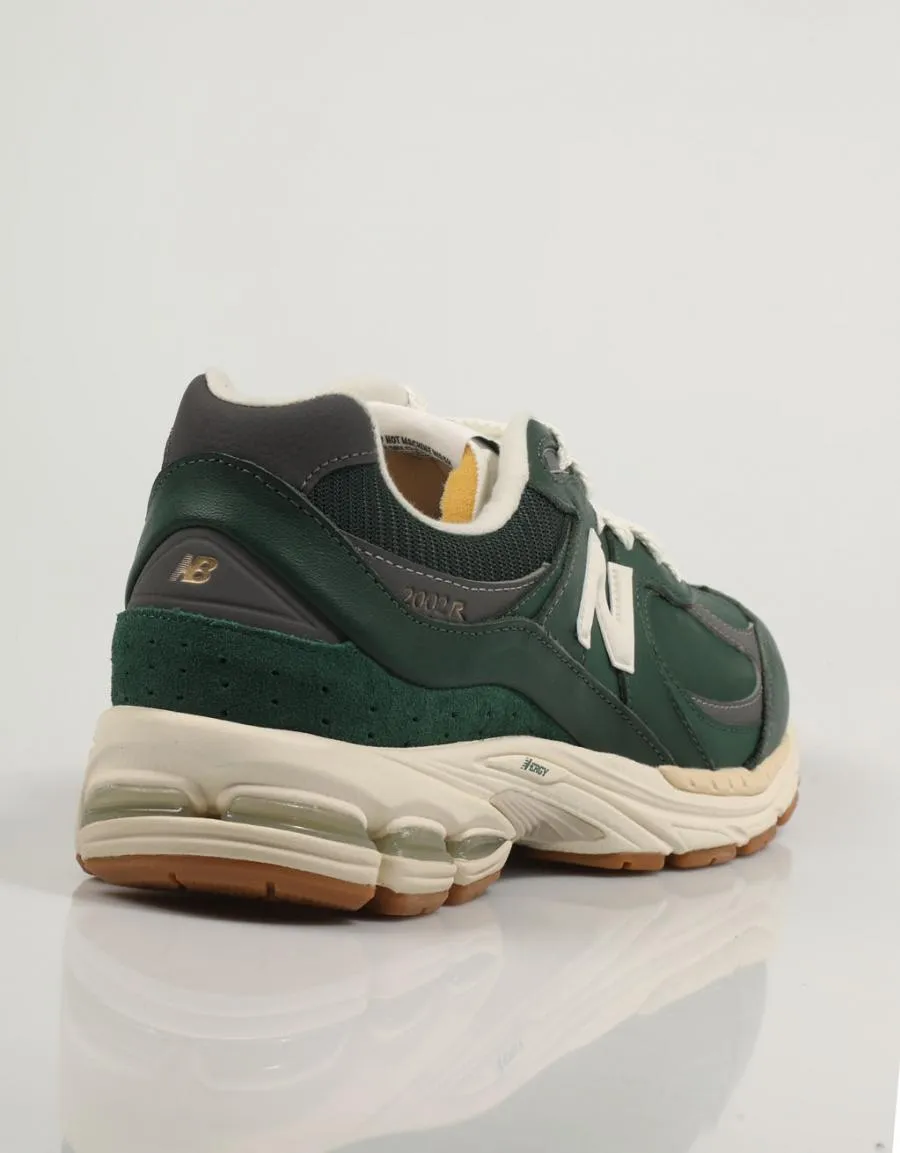  zapatillas NEW BALANCE M2002 RVI-GREEN 83449