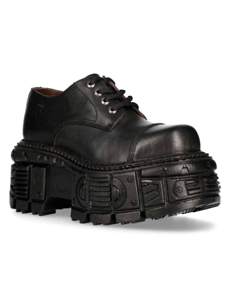 ZAPATOS CON PLATAFORMA TANKE NEGROS CON CORDONES